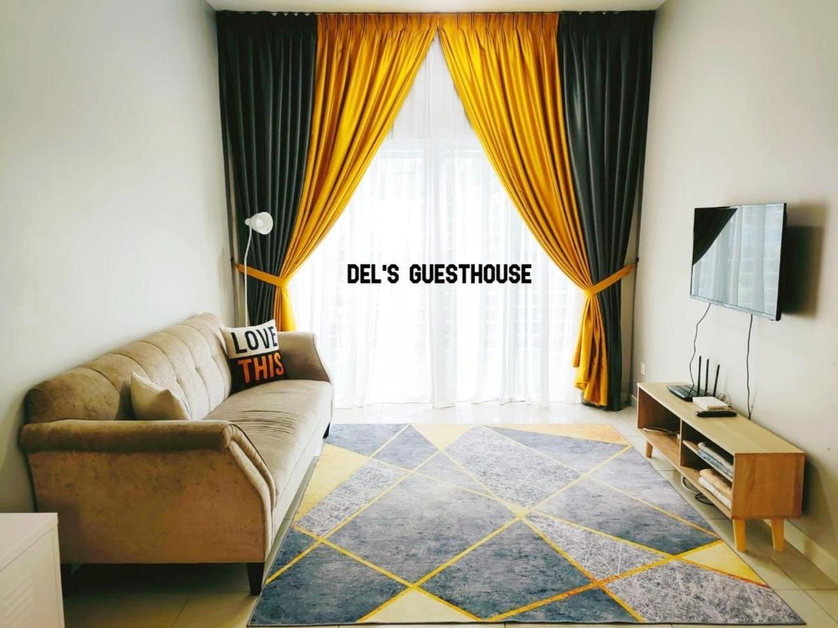 Del'S Guesthouse @ Southville Same Level With Pool Fits 8 バンギ エクステリア 写真